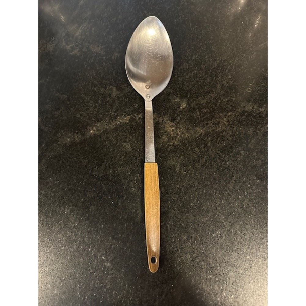 Regent Stainless Japan Serving Spoon Wooden Handle Fighting Lions Logo